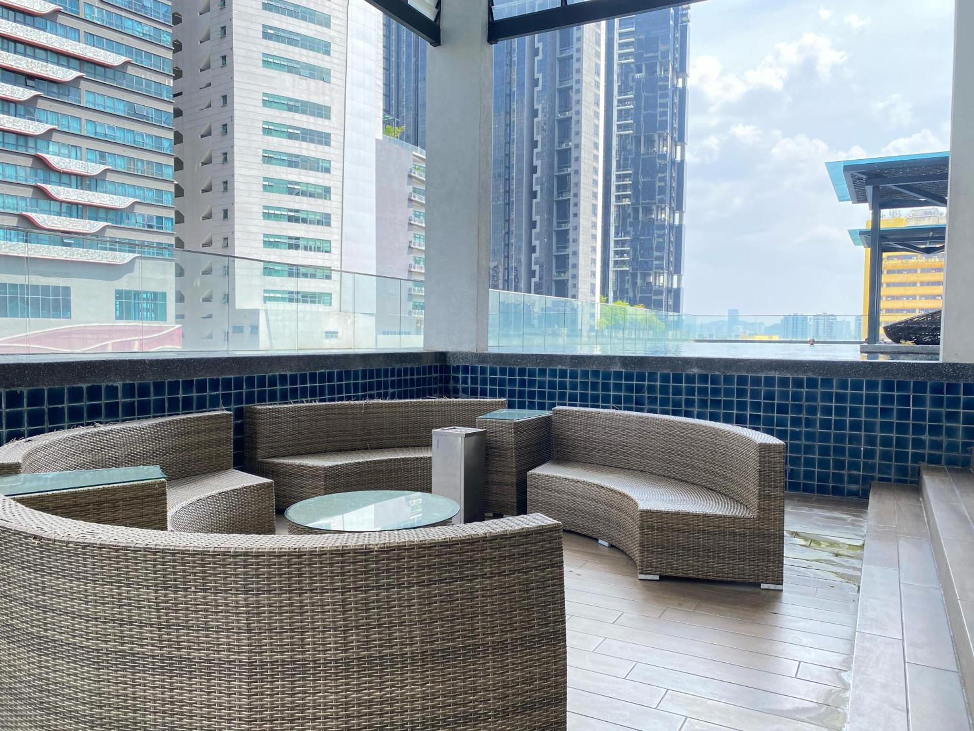 Reizz By Aayu Residences - 10mins To Klcc, 2 Mins To Gleneagles Hospital Apartment *