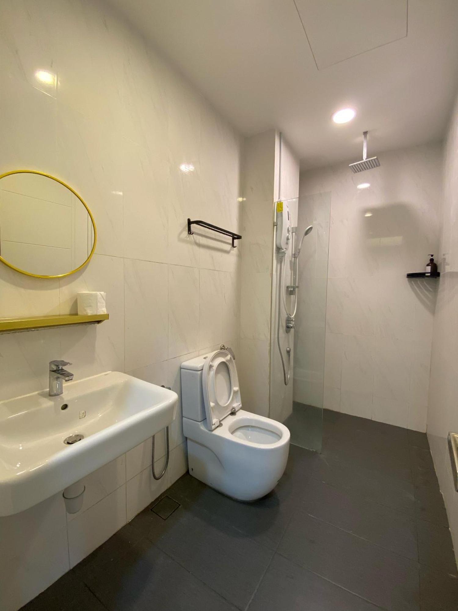 Reizz By Aayu Residences - 10mins To Klcc, 2 Mins To Gleneagles Hospital Kuala Lumpur